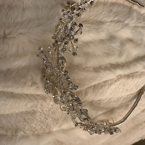 Tiara - Picture 2 of 2